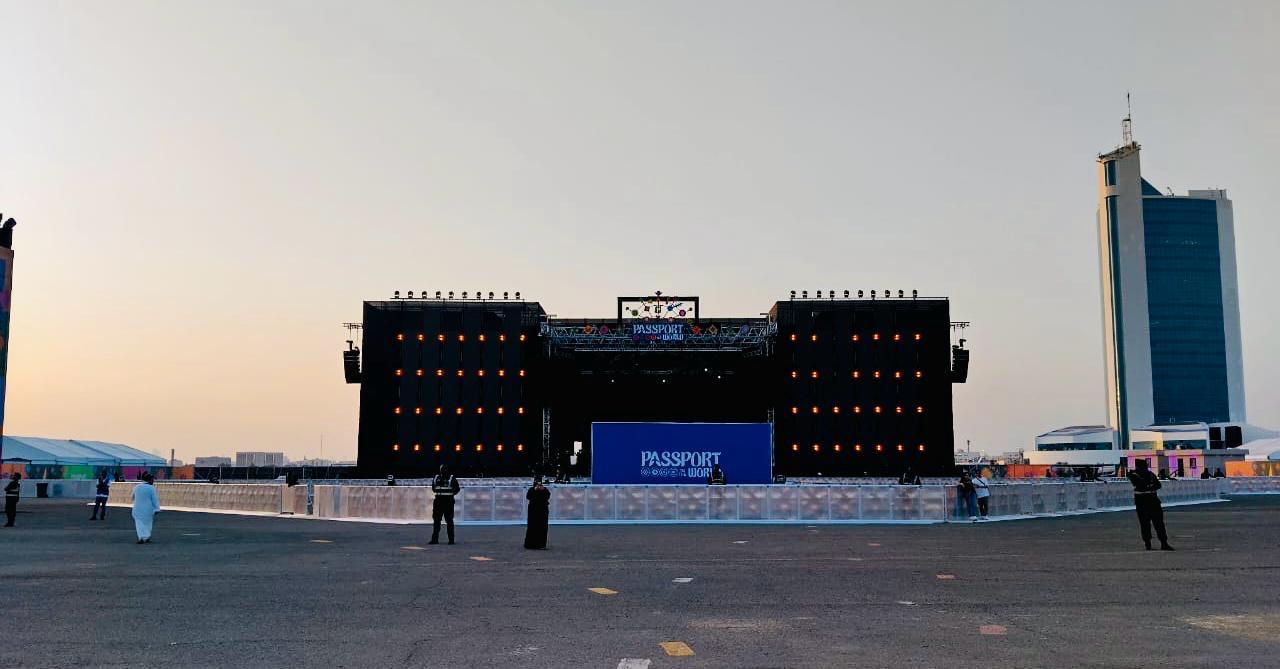 Mojo front-of-stage barriers installed at a live concert