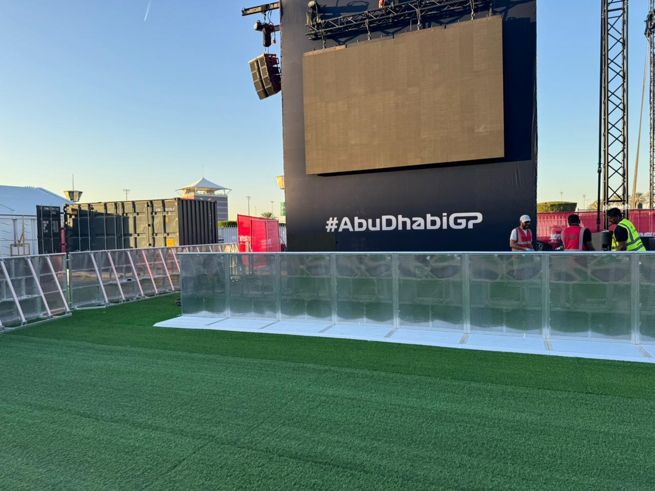 Mojo Barrier Rental UAE